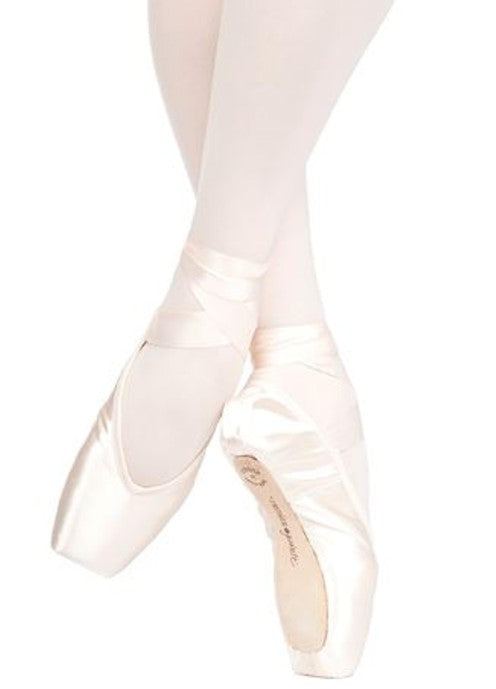 Muse V-Cut Pointe Shoe (Discontinued)